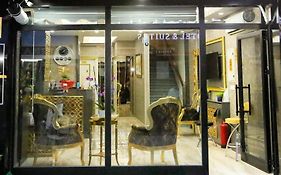 Grand Moon Hotel Suites
